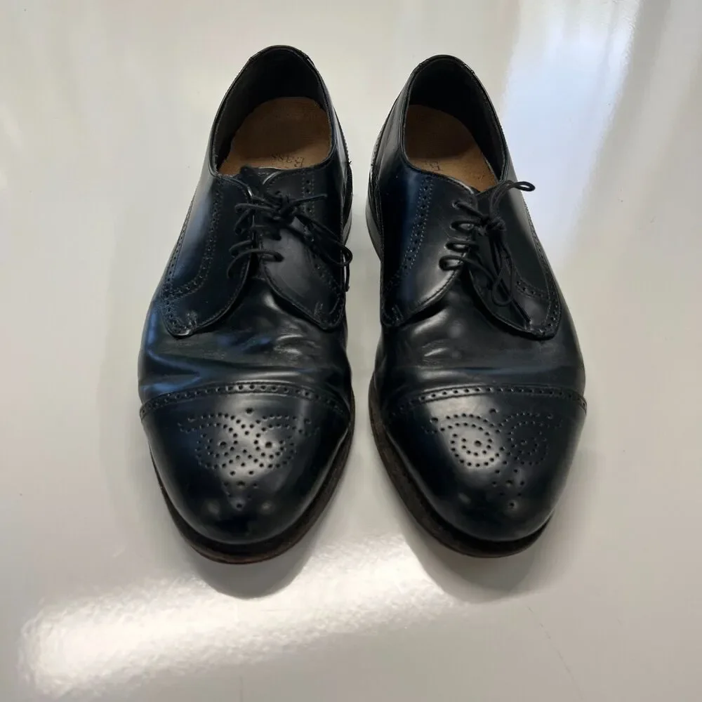 G.H. Bass Cap Toe Oxford Shoes Mens 10.5 Black Leather USA Made W300-1 Dress